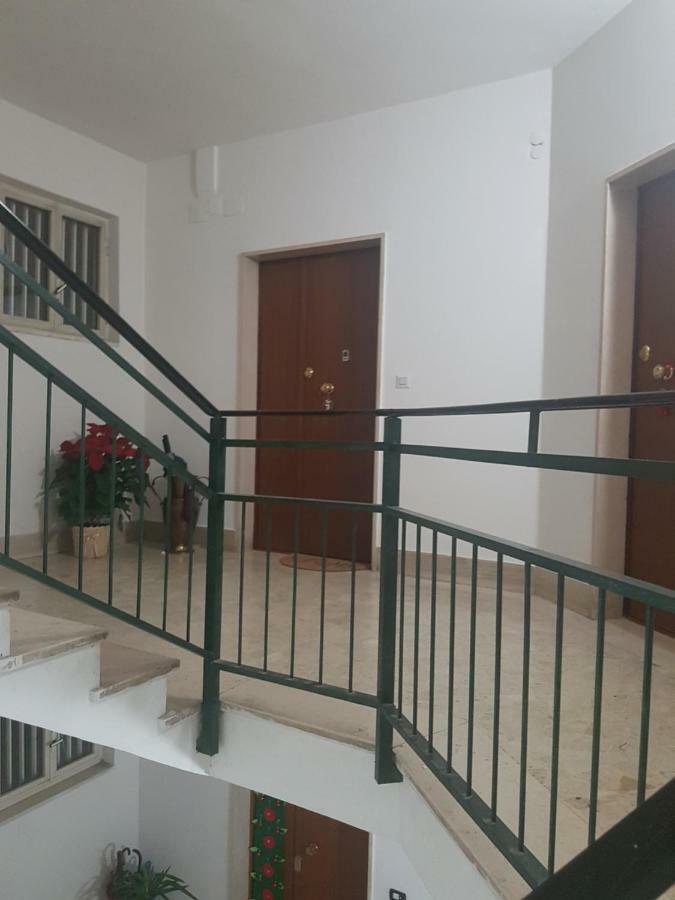 Small Bedroom Vomero'S Nápoly Kültér fotó